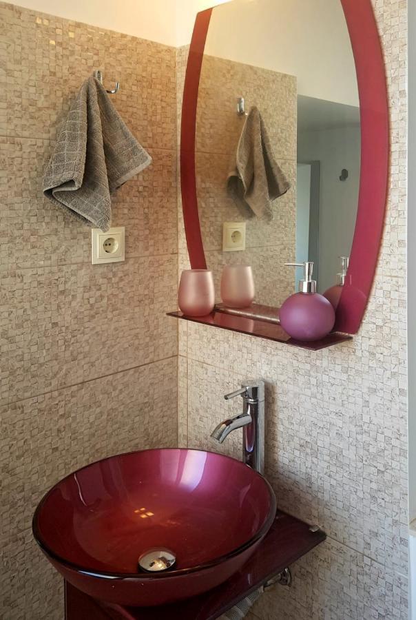 Bucharest Studio Екстер'єр фото